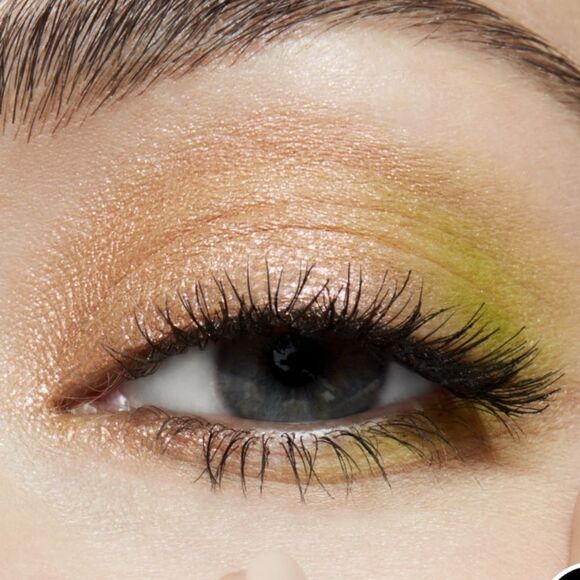 Mac Cosmetics Frost Eyeshadow - Picture 8 of 9